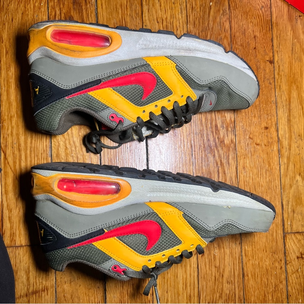 Nike boys air max